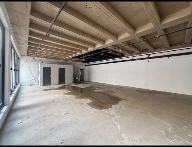 400M² RESTAURANT TO LET IN ROSEBANK